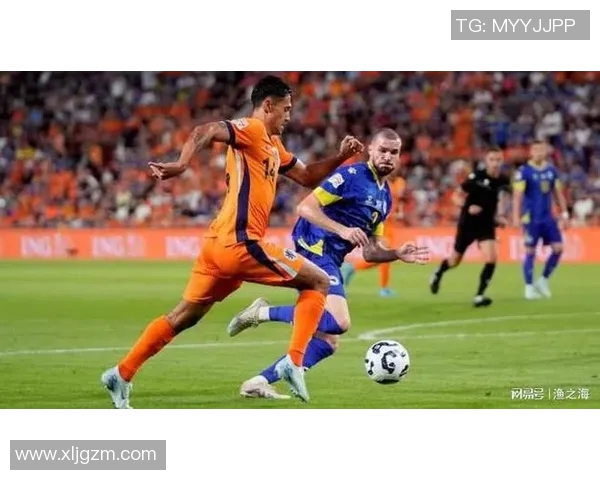 意大利与荷兰欧国联对决雨中激战精彩瞬间回顾